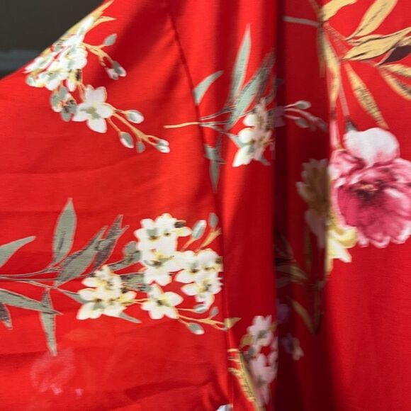 Molly & Isadora tie front waist blouse 2X RED FLORAL - Picture 5 of 7